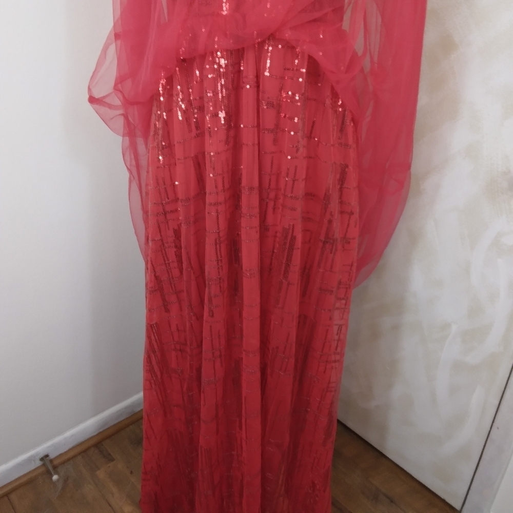Giffniseti Size XL Long Formal Red dress - Picture 7 of 16